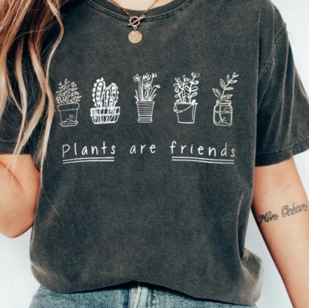 RED Plants Are Friends Shirt, Size Medium